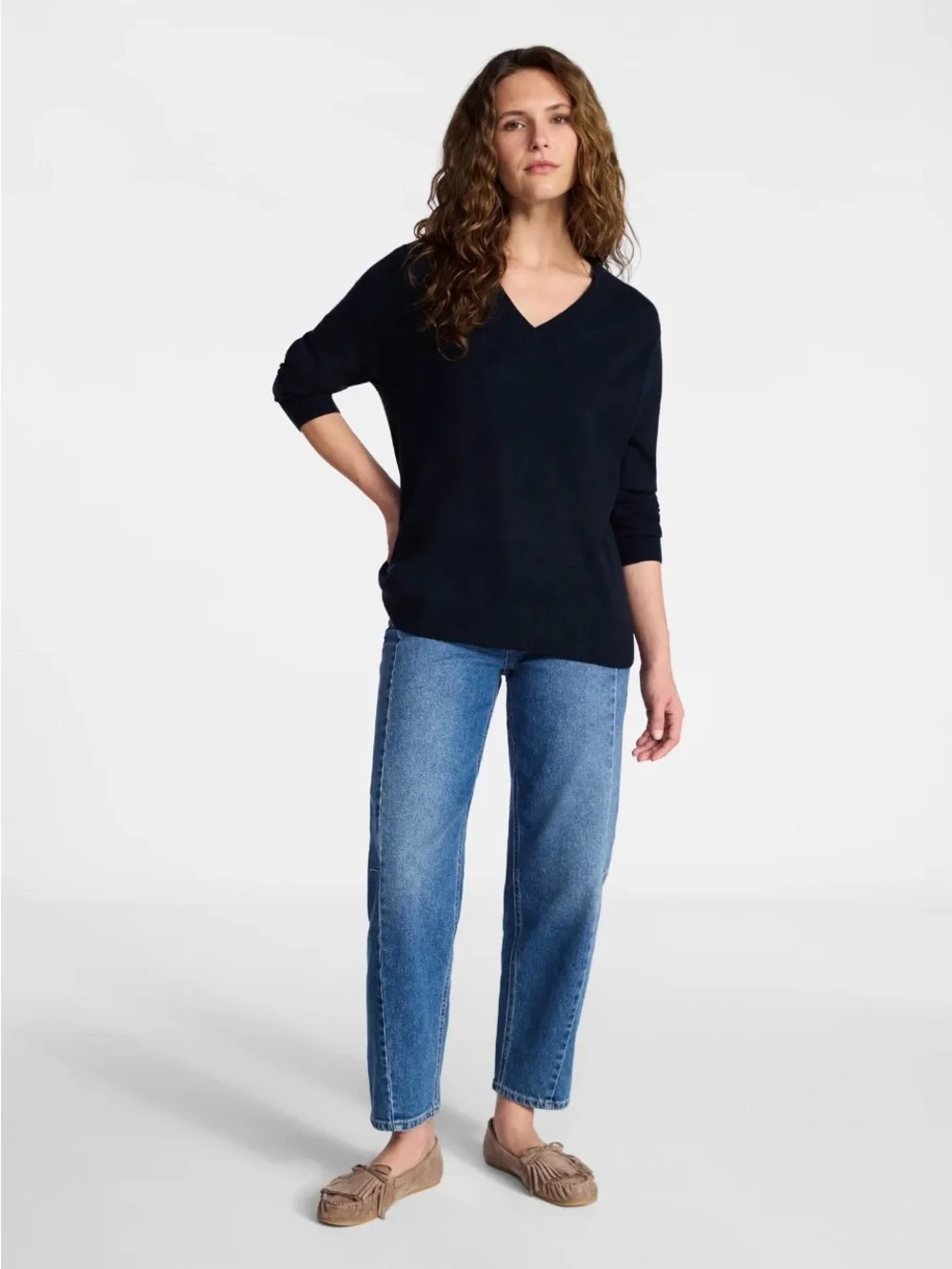 Time and Tru Navy V-Neck Women's Sweater Wool